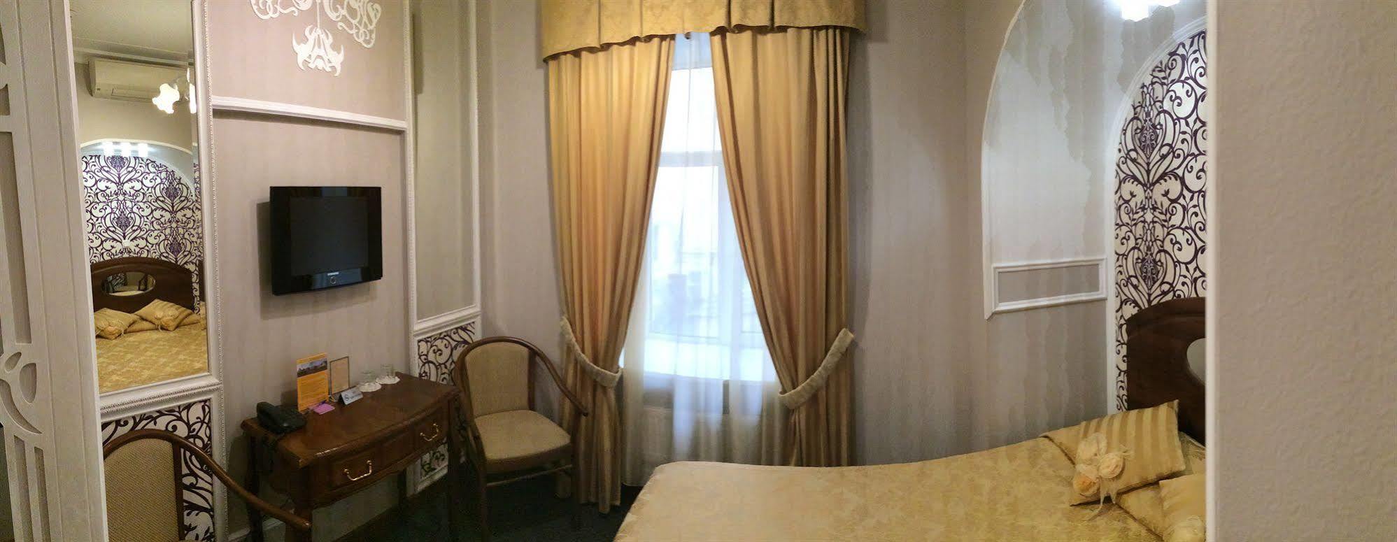 فندق سانت بطرسبرغفي  فندق أولد فيينا المظهر الخارجي الصورة